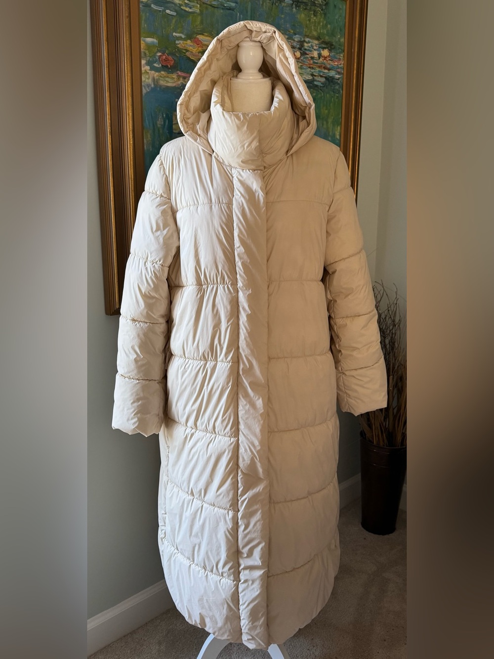 Banana Republic Ivory Long Hooded Puffer Jacket Size L